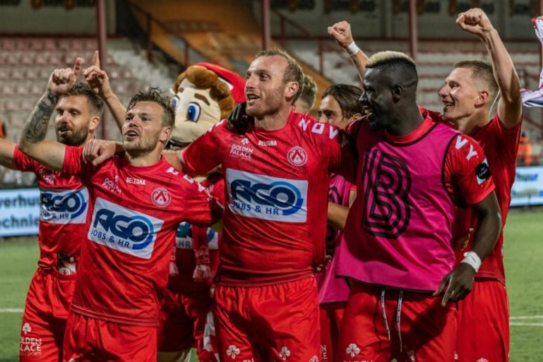 Kortrijk celebrate a win in the Belgian Pro League